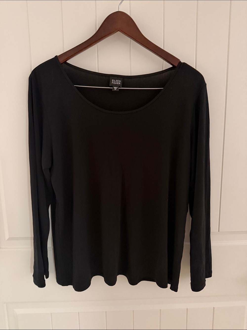Eileen Fisher Silk Black Long-Sleeve Scoop Neck Top